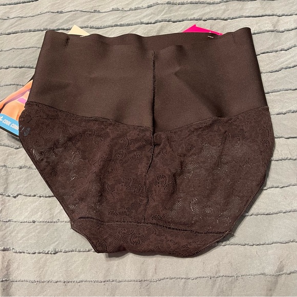 NWT Maidenform briefs - Picture 2 of 6